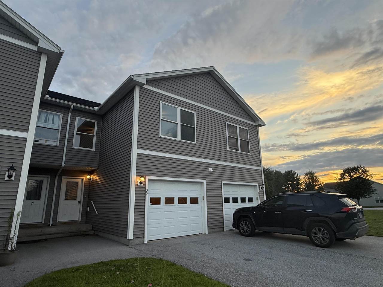 35 Ally Drive - Photo 1