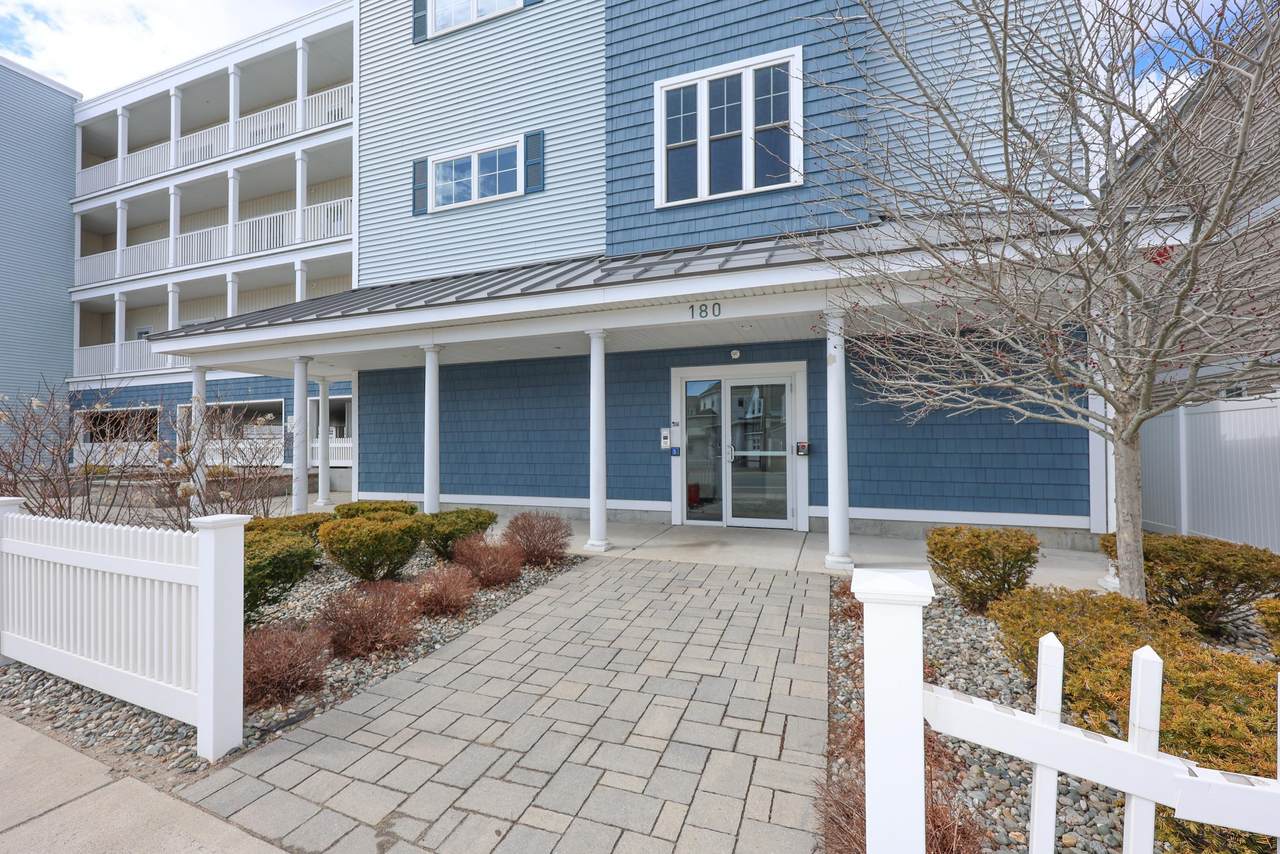 180 Ashworth Avenue - Photo 1