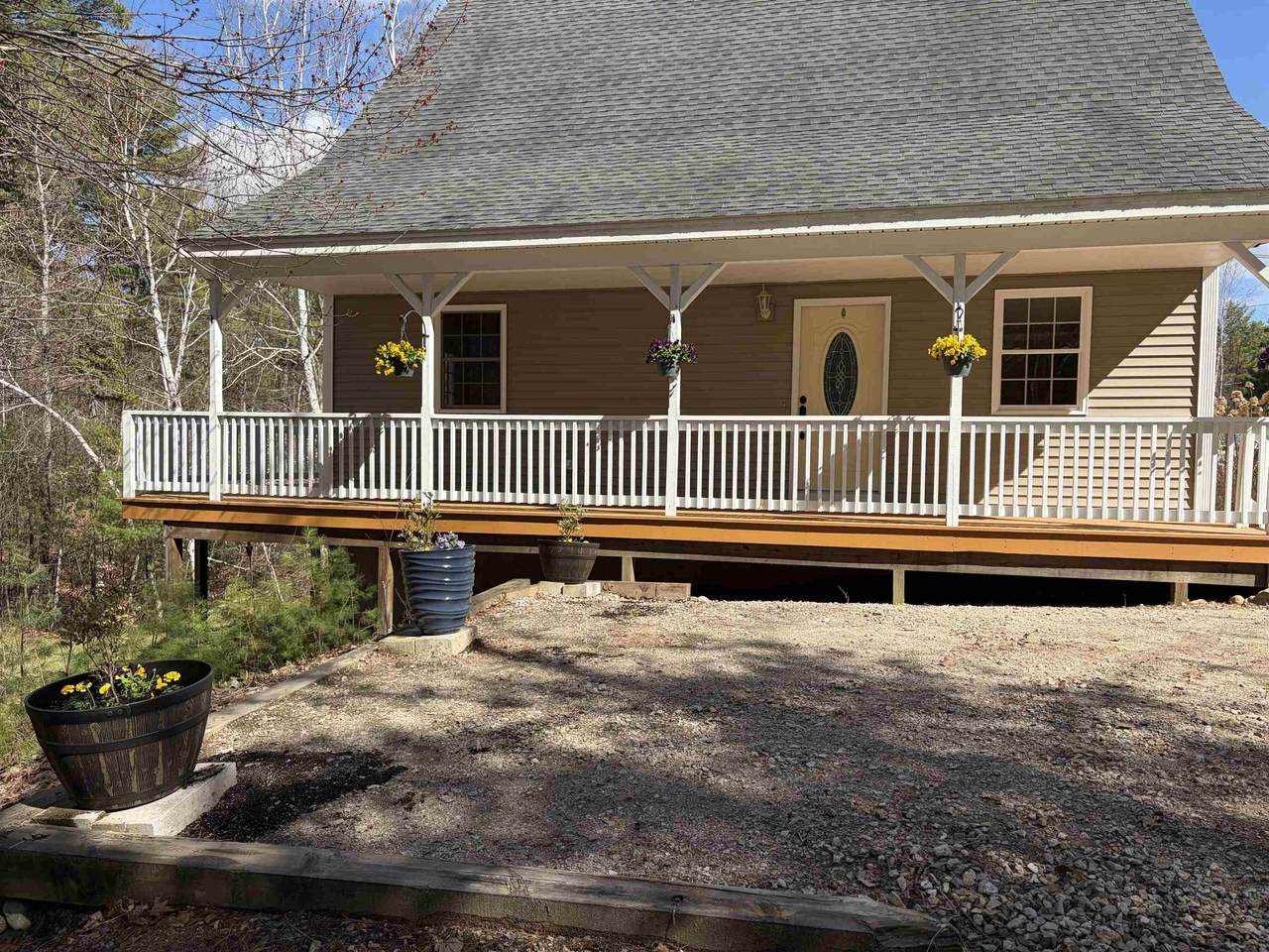 82 Robinhood Road - Photo 1