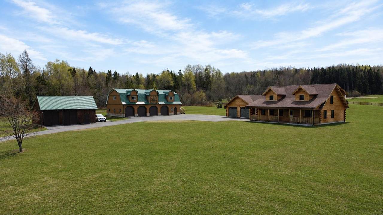 535 Mead Hill - Photo 1