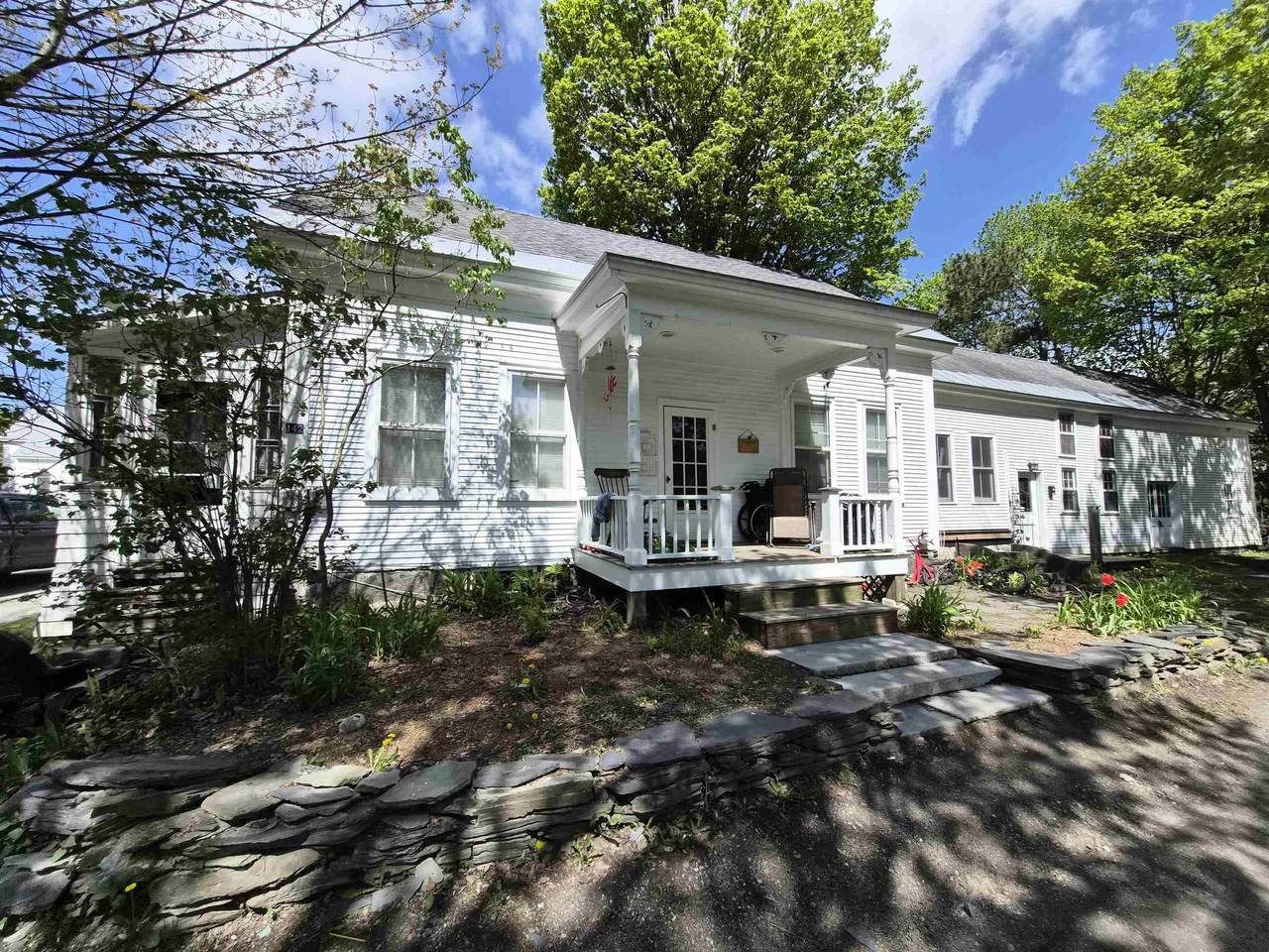 142 Vine Street - Photo 1