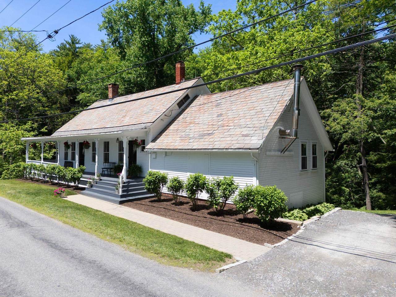 410 School Street - Photo 1