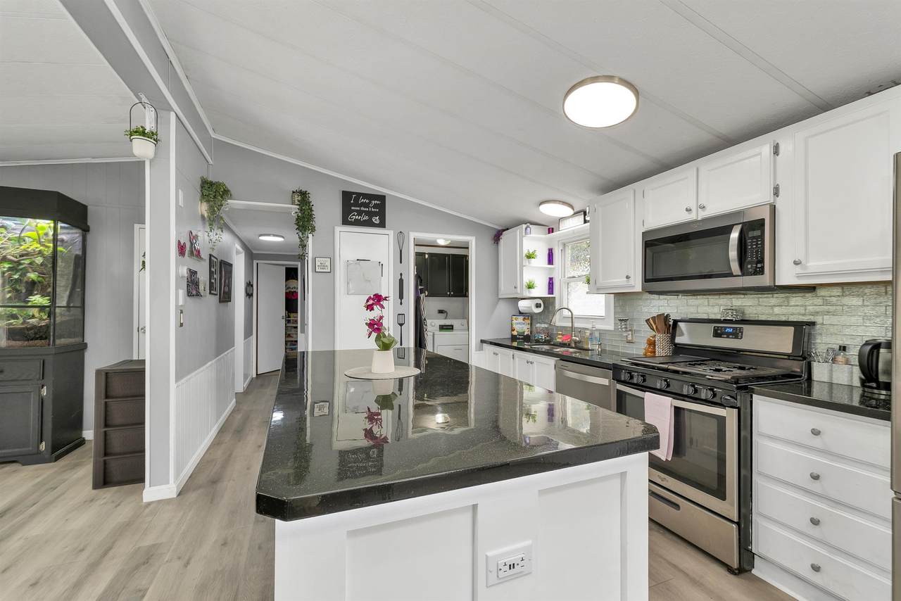 3 Pinecrest Estates - Photo 1