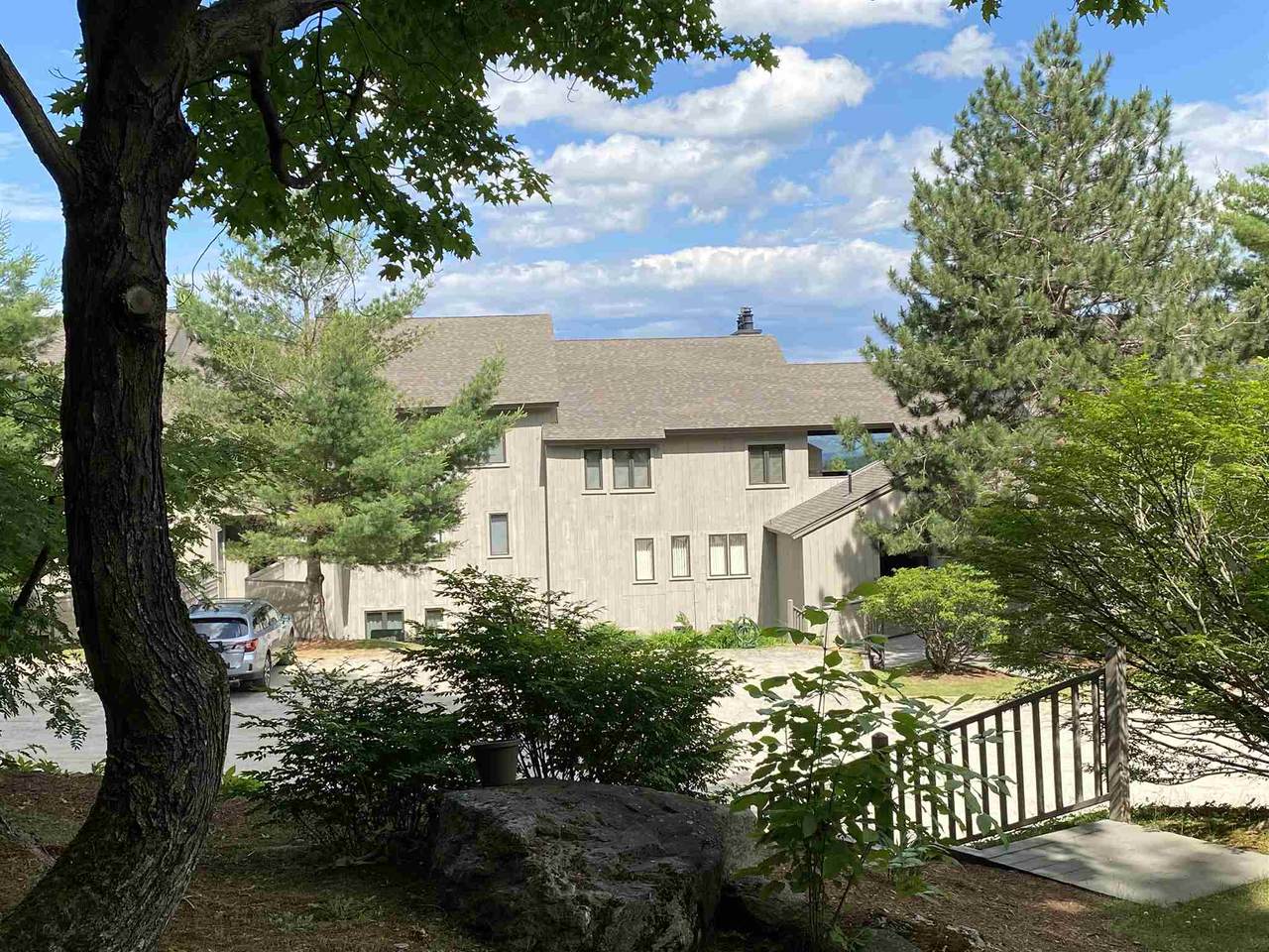 89 Snowside Drive - Photo 1