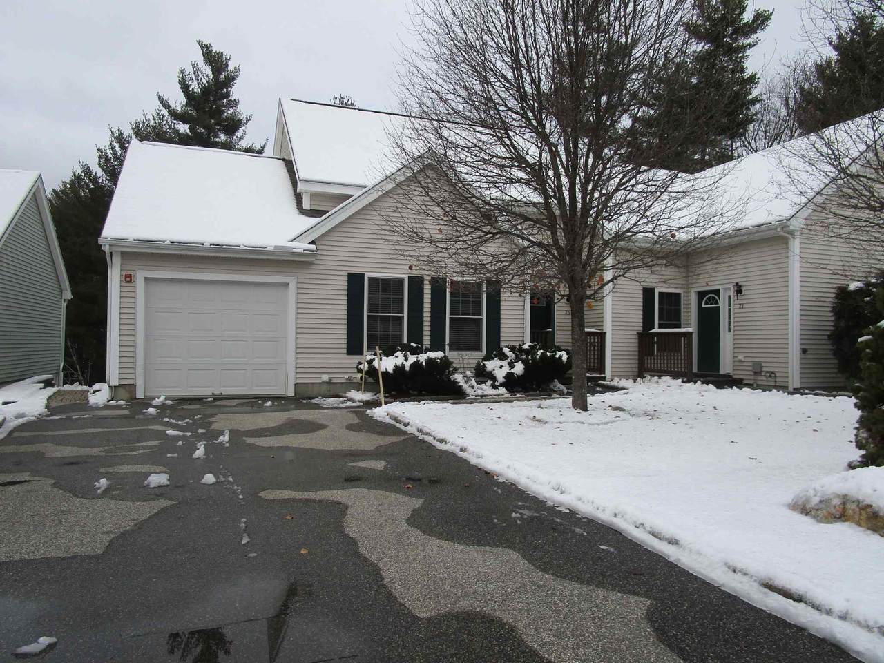 23 Cascade Circle - Photo 1