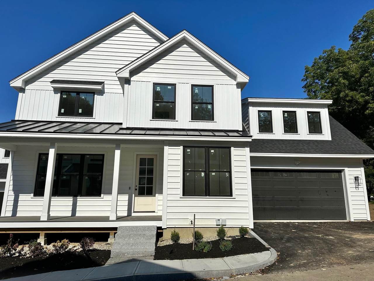 51B Chevrolet Avenue - Photo 1