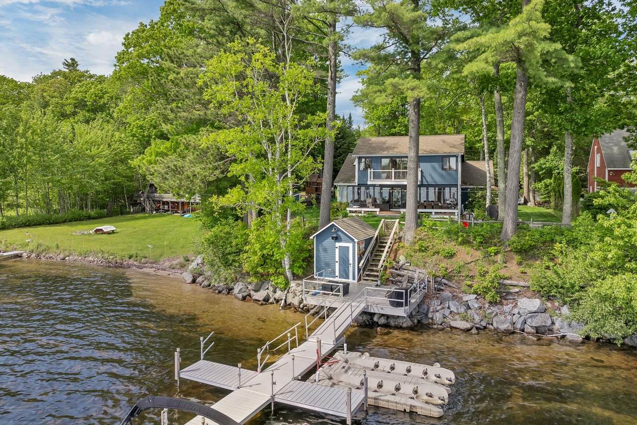 7 Brewster Road - Photo 1