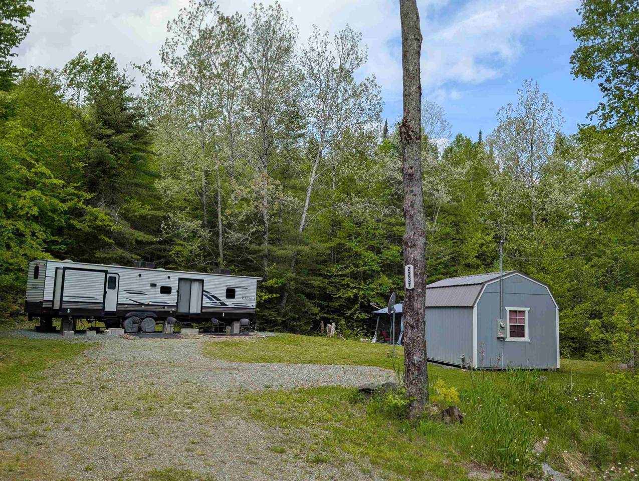2237 Mann's Hill Road - Photo 1