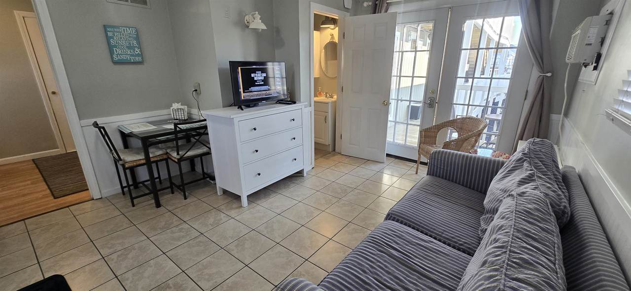 12 G Street - Photo 1