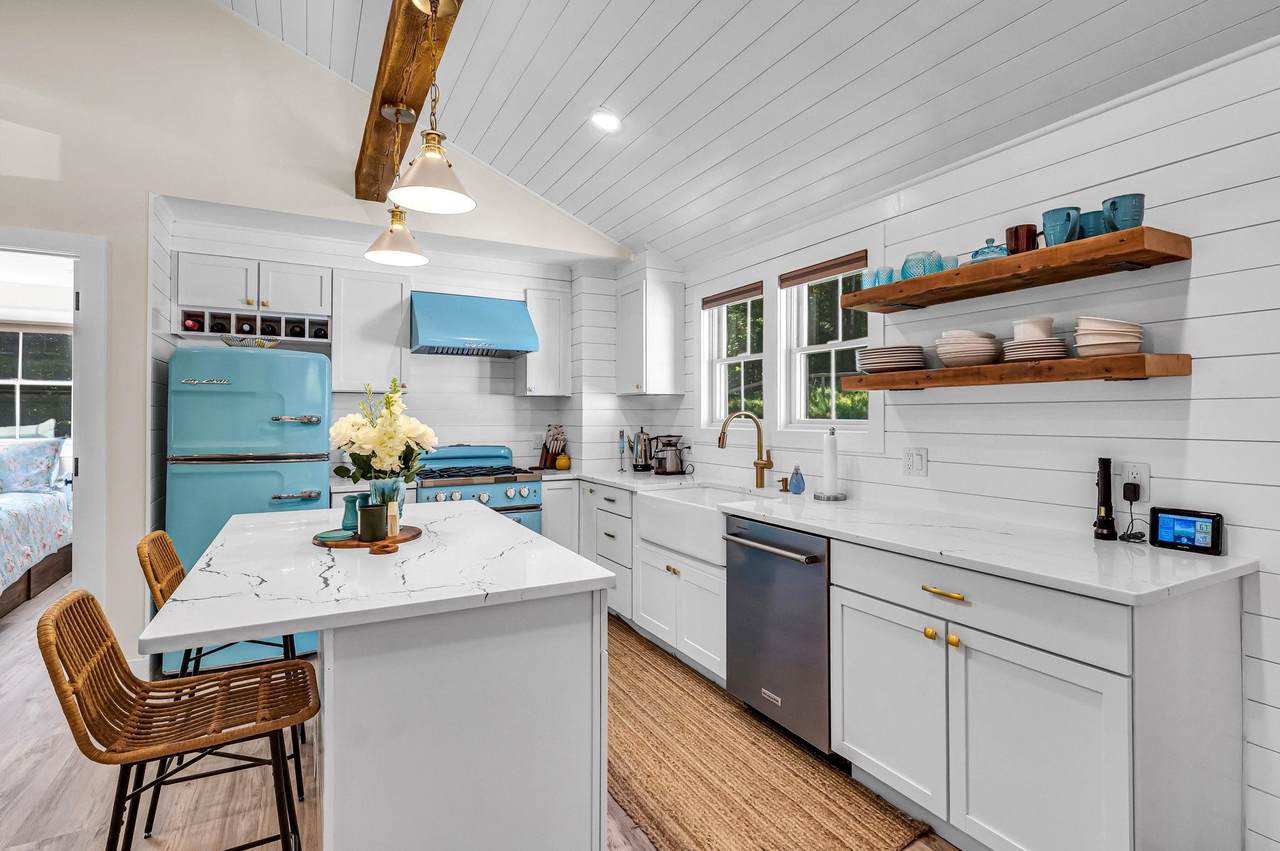 794 White Road - Photo 1