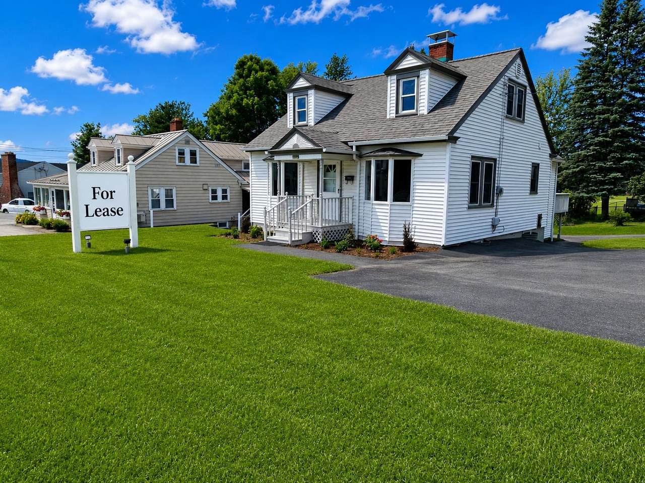 615 East Main Street - Photo 1