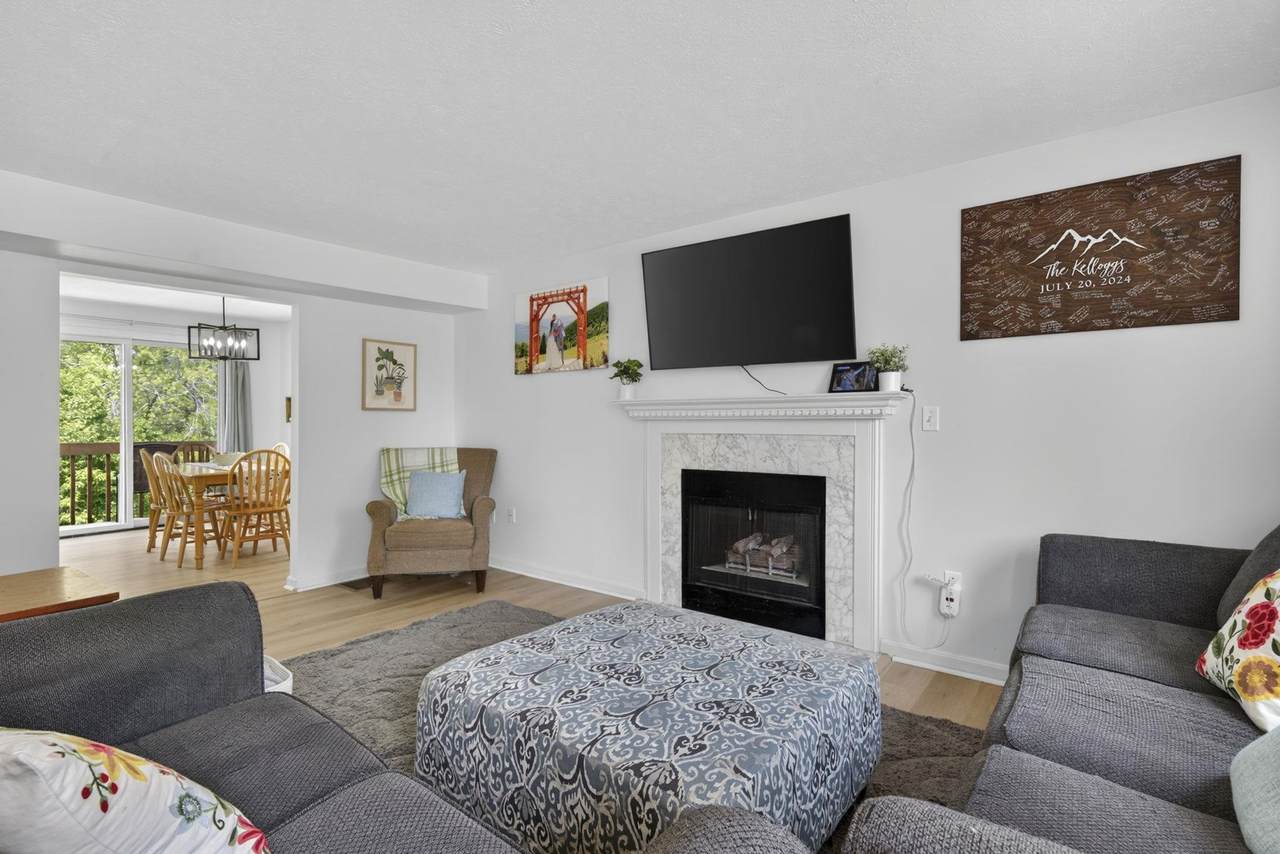 44 Brook Hollow Way - Photo 1