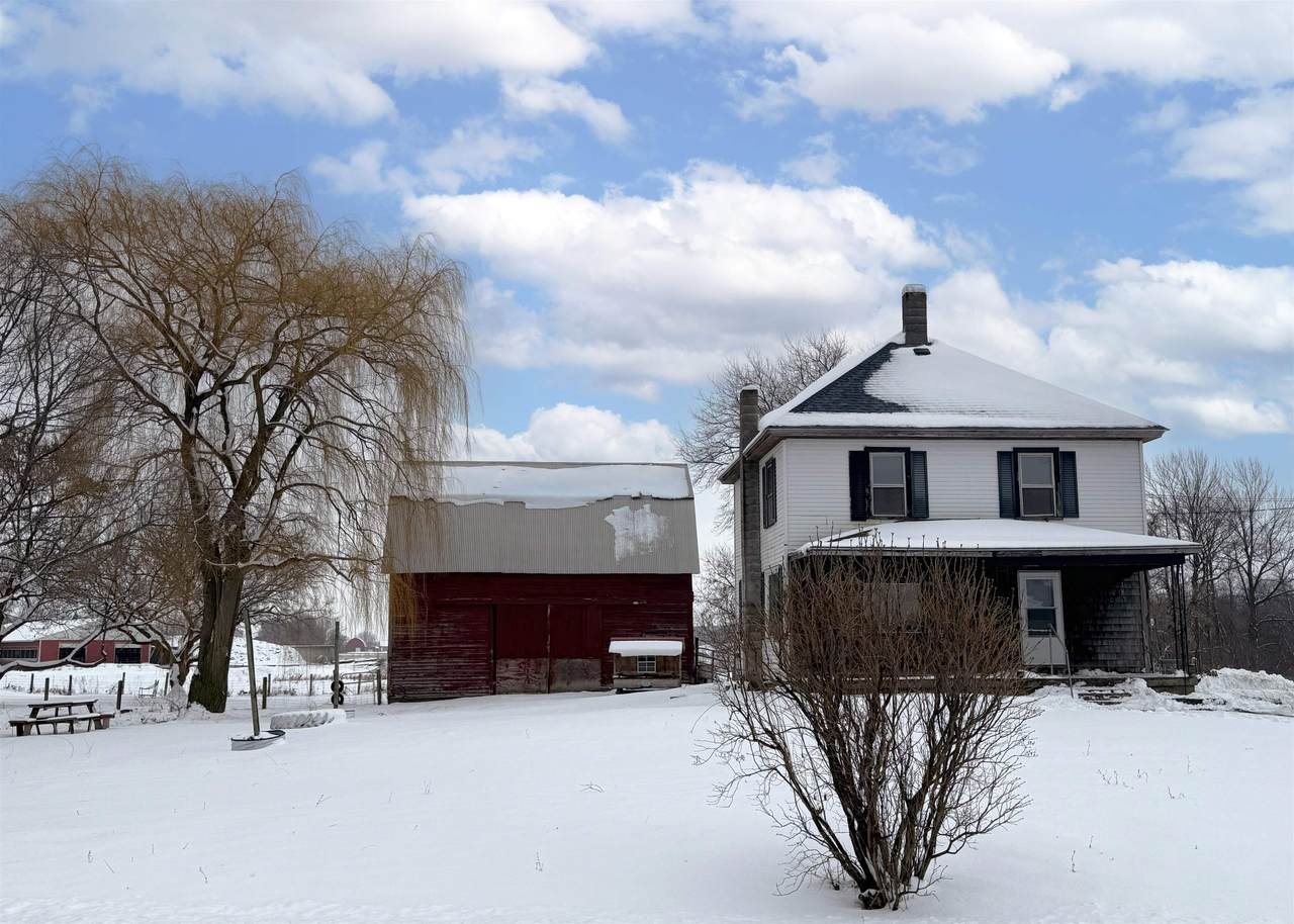 180 East Shore South - Photo 1