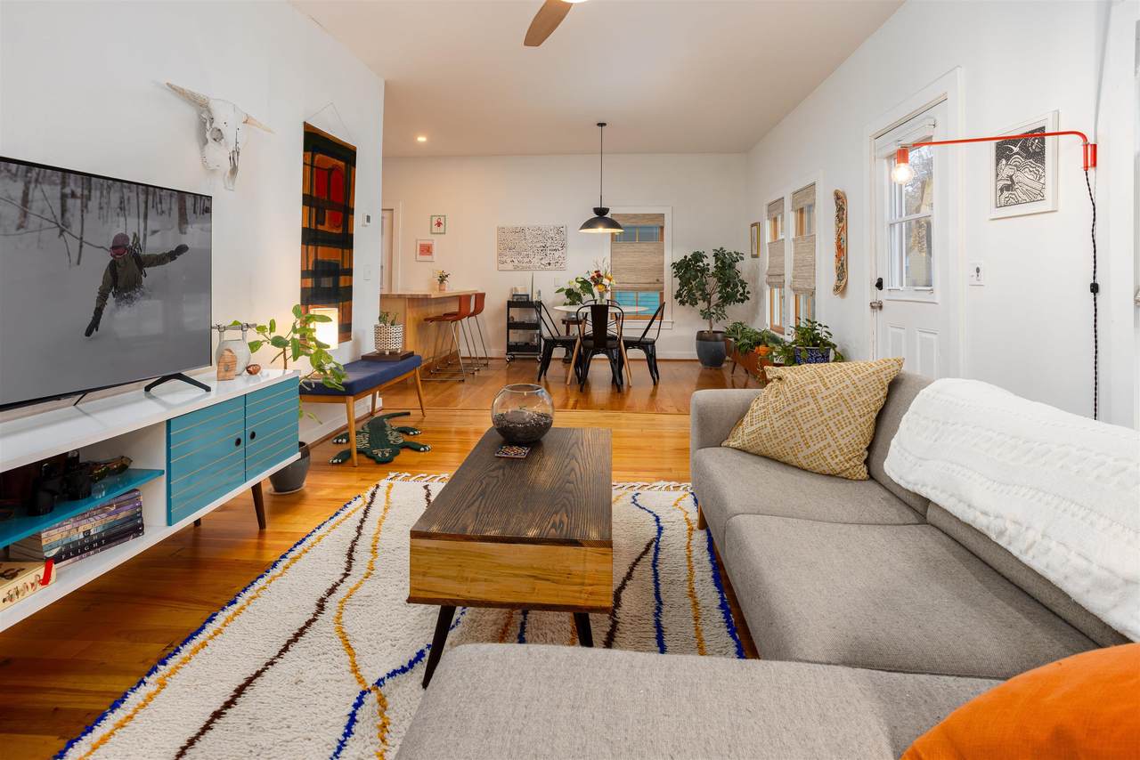 44 Marble Avenue - Photo 1