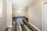 812 Middle Road - Photo 24