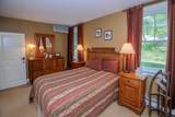 28 Carriage Lane - Photo 17