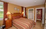28 Carriage Lane - Photo 18