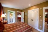 28 Carriage Lane - Photo 19
