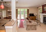 28 Carriage Lane - Photo 5