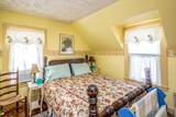 207 Seavey Street - Photo 8
