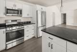 414 Commodore Drive - Photo 8