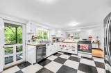10 Strawberry Hill - Photo 22