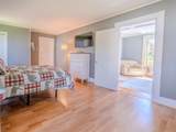 652 York Street - Photo 20