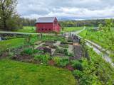 2392 Leland Road - Photo 38