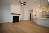 422 Dawn Court - Photo 17