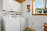 1090 Center Road - Photo 22