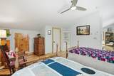 1090 Center Road - Photo 31