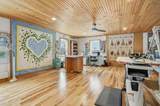 1090 Center Road - Photo 37