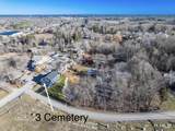 3 Cemetery Road - Photo 14