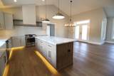 428 Dawn Court - Photo 15