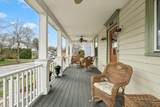 944 Chestnut Street - Photo 3