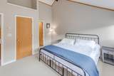 8 Highwood Road - Photo 15