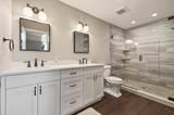 1D Townhouse Square - Photo 11