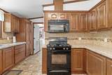 16 Eric Avenue - Photo 7