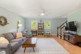 1083 North Road - Photo 9