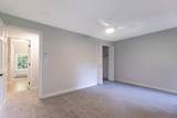 826 Hard Road - Photo 11