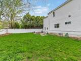 10 Suburban Square - Photo 23