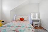 22 Redwood Terrace - Photo 33