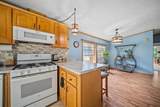 417 Middle Road - Photo 14