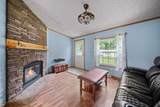 417 Middle Road - Photo 4