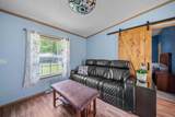 417 Middle Road - Photo 7