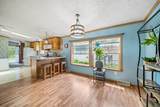 417 Middle Road - Photo 9