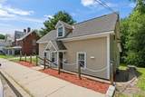 194 Malletts Bay Avenue - Photo 1