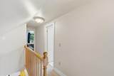 194 Malletts Bay Avenue - Photo 10