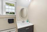 194 Malletts Bay Avenue - Photo 14