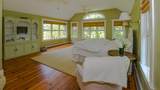 1097 Main Street - Photo 29
